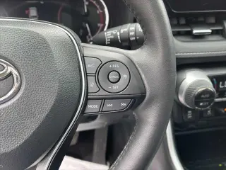 Toyota RAV4 2025 AWD XLE Premium SUV de 4 puertas