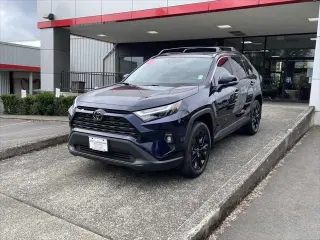 Toyota RAV4 2025 AWD XLE Premium SUV de 4 puertas