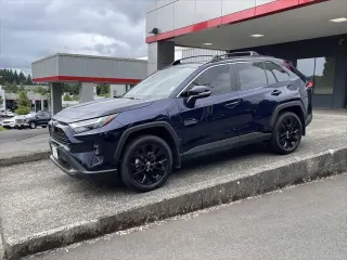 Toyota RAV4 2025 AWD XLE Premium SUV de 4 puertas