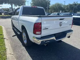 Ram 1500 2016 4x4 Big Horn Cabina Doble de 4 puestas y caja corta de 5.5 pies