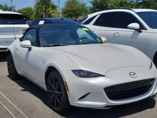 Mazda MX-5 Miata 2025 Grand Touring 2 puertas descapotable 6M