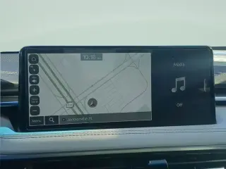 Sedán de 4 puertas Genesis G70 2.5T Standard 2025