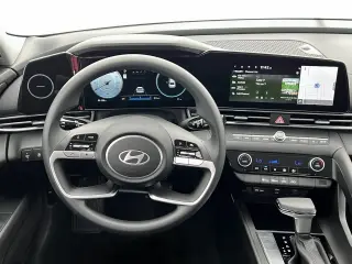 Hyundai ELANTRA 2024 SEL 4dr Sedan