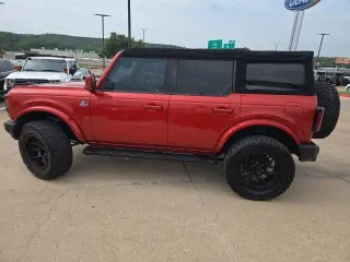 Ford Bronco 2022 4x4 Base 4dr SUV