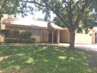 Propiedad en alquiler con 2 dormitorios y 1 baño en Austin