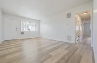 1 Bedroom Apt in Hawthorne