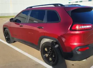 2016 Cherokee SPORT