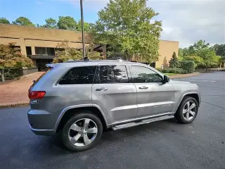 2015 Grand Cherokee OVERLAND 4