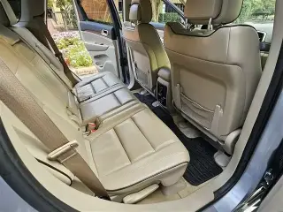 2015 Grand Cherokee OVERLAND 4