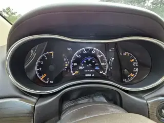 2015 Grand Cherokee OVERLAND 4