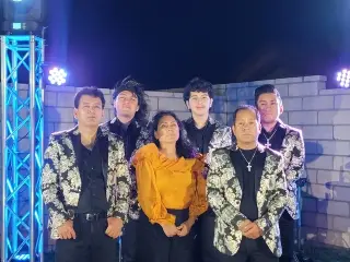 🎶 Música Latina en Vivo 🎶