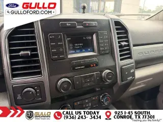 Ford F-250 Super Duty 2019 4x4 XLT 4dr Crew Cab 8 ft. LB Pickup