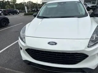 Ford Escape Hybrid 2021 SE SUV de 4 puertas