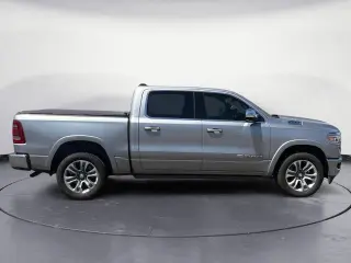 Ram 1500 2020 4x2 Laramie Longhorn 4dr Crew Cab 5.6 ft. SB Pickup