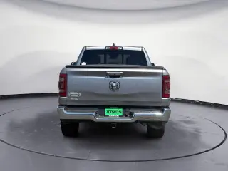 Ram 1500 2020 4x2 Laramie Longhorn 4dr Crew Cab 5.6 ft. SB Pickup