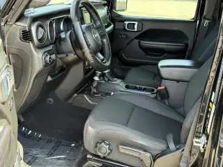 Jeep Wrangler Unlimited 2021 4x4 Sport 4dr SUV