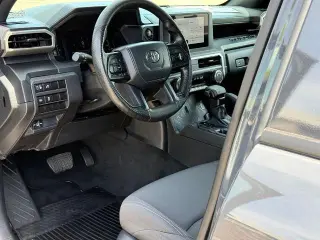 Toyota Tacoma 2025 4x2 SR 4dr Double Cab 5.0 ft SB