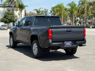 Toyota Tacoma 2025 4x2 SR 4dr Double Cab 5.0 ft SB