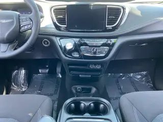 Chrysler Pacifica 2024 Touring 4dr Mini-Van