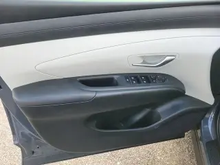 Hyundai TUCSON 2025 SE 4dr SUV