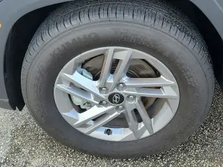 Hyundai TUCSON 2025 SE 4dr SUV