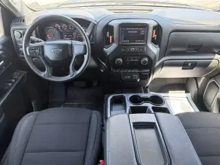 Chevrolet Silverado 1500 2024 4x4 Custom 4dr Crew Cab 5.8 ft. SB