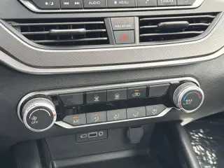 Nissan Altima 2024 AWD 2.5 SR 4dr Sedan