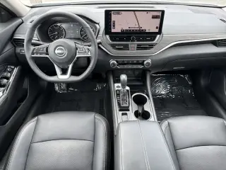 Nissan Altima 2023 2.5 SV 4dr Sedan