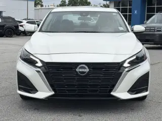 Nissan Altima 2023 2.5 SV 4dr Sedan