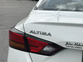Nissan Altima 2023 2.5 SV 4dr Sedan