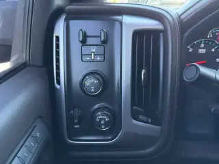 GMC Sierra 1500 2018 4x4 SLT 4dr Crew Cab 5.8 ft. SB