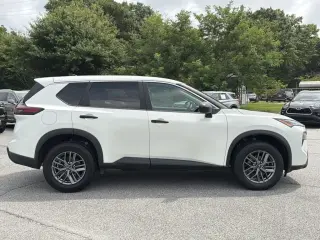 Nissan Rogue 2024 AWD S 4dr Crossover
