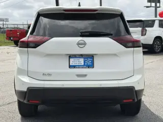 Nissan Rogue 2024 AWD S 4dr Crossover