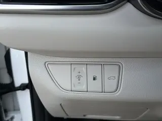 Genesis G70 2025 2.5T Standard 4dr Sedan