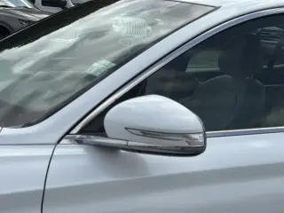 Genesis G70 2025 2.5T Standard 4dr Sedan