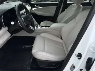 Genesis G70 2025 2.5T Standard 4dr Sedan