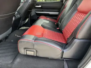 Toyota Tundra 2018 4x4 SR5 4dr CrewMax Cab Pickup SB (5.7L V8 FFV)