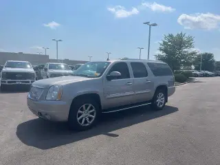 GMC Yukon XL 2007 AWD Denali 4dr SUV