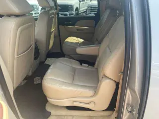 GMC Yukon XL 2007 AWD Denali 4dr SUV
