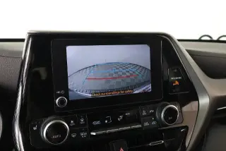 Toyota Highlander Hybrid 2023 XLE 4dr SUV