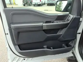 Ford F-150 2023 4x4 XLT 4dr SuperCrew 5.5 ft. SB