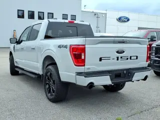 Ford F-150 2023 4x4 XLT 4dr SuperCrew 5.5 ft. SB