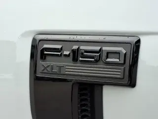 Ford F-150 2023 4x4 XLT 4dr SuperCrew 5.5 ft. SB