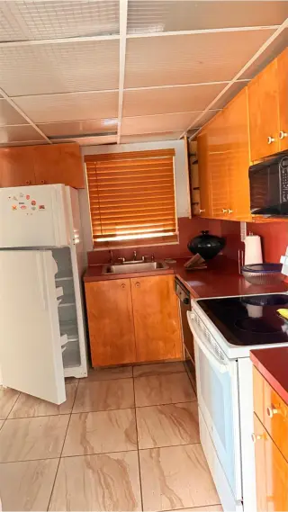 Propiedad en alquiler con 1 dormitorio y 1 baño en Miami