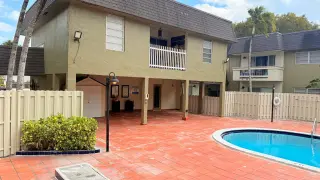Propiedad en alquiler con 1 dormitorio y 1 baño en Miami