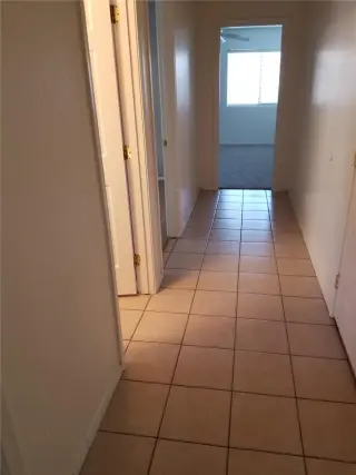 Propiedad en alquiler con 4 habitaciones y 2 baños en Avondale