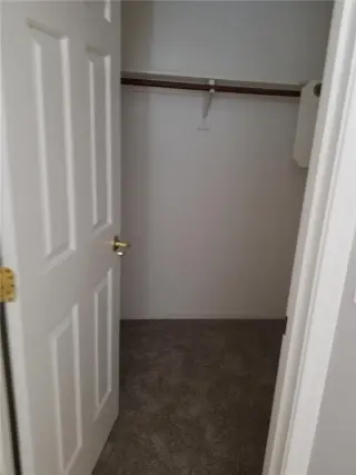 Propiedad en alquiler con 4 habitaciones y 2 baños en Avondale
