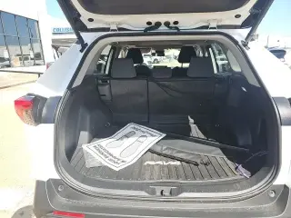 Toyota RAV4 2025 AWD XLE 4dr SUV