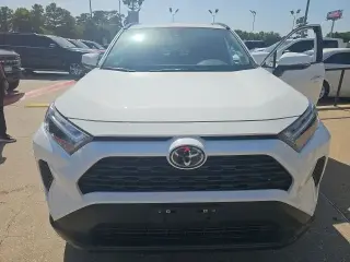 Toyota RAV4 2025 AWD XLE 4dr SUV