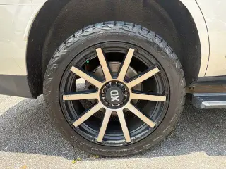 GMC Yukon 2021 4x4 Denali 4dr SUV